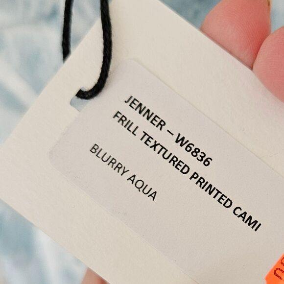 Nwt frill textured printed cami - Picture 5 of 5